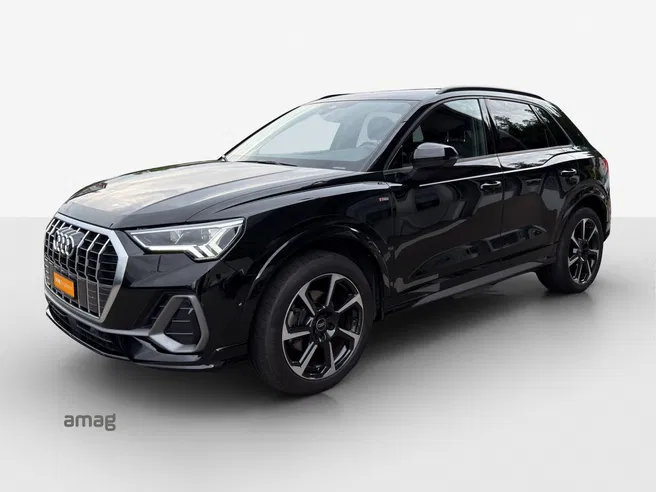 AUDI Q3 35 TFSI S line Attraction