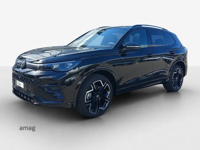 VW Tiguan R-Line Plus