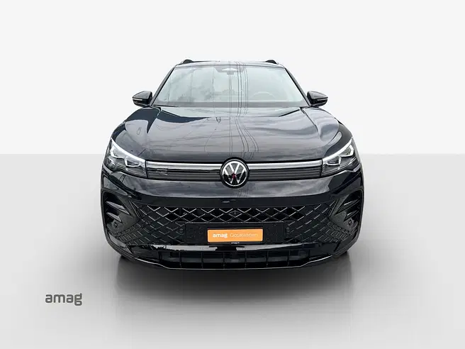 VW Tiguan R-Line