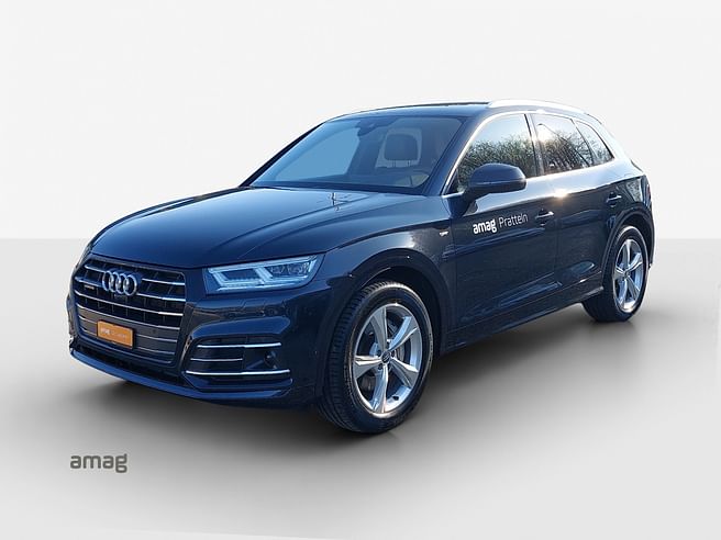 AUDI Q5 55 TFSI e sport