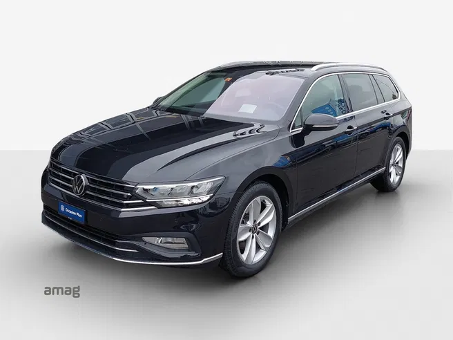 VW Passat Variant Elegance