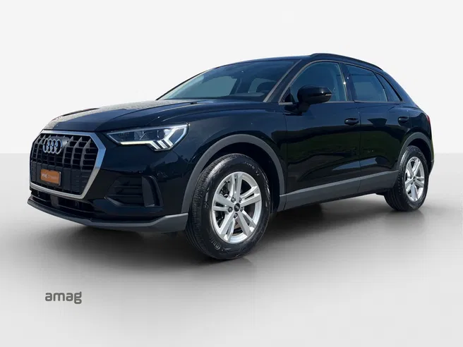 AUDI Q3 35 TFSI Attraction