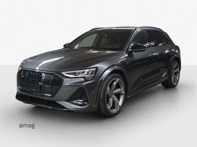 AUDI e-tron S quattro