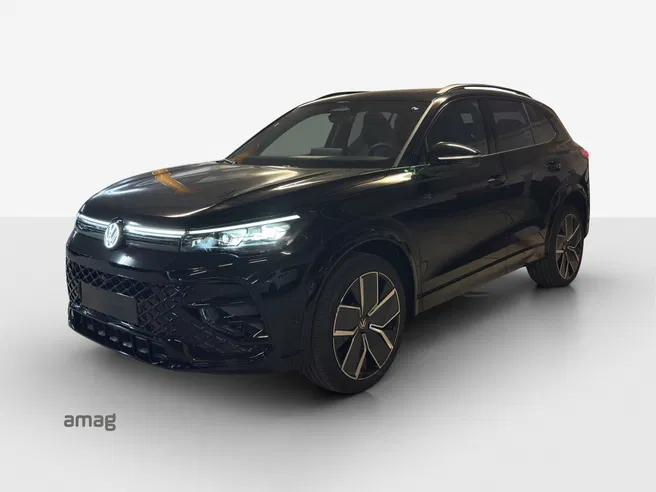 VW Tiguan R-Line