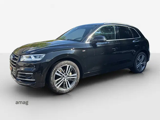 AUDI Q5 55 TFSI e sport