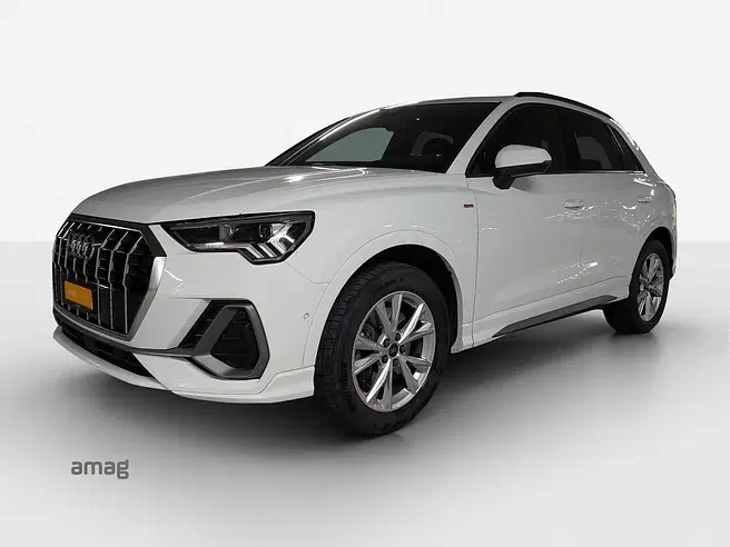 AUDI Q3 40 TFSI S line