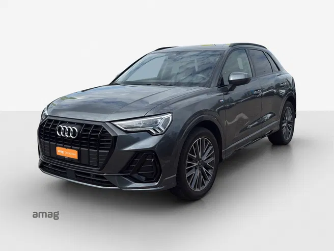 AUDI Q3 35 TFSI S line Attraction