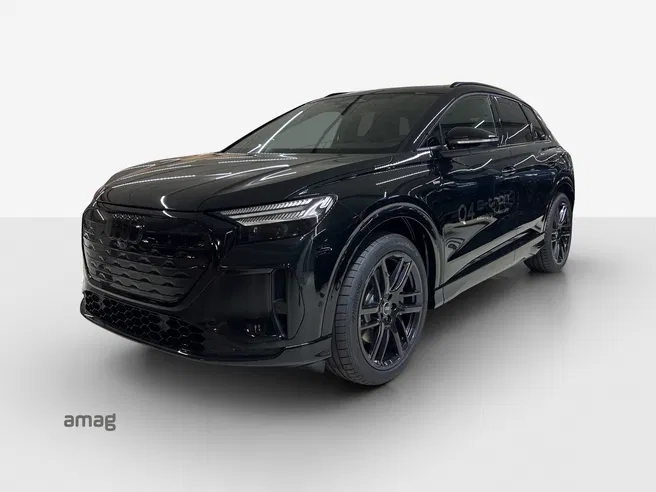AUDI Q4 SUV e-tron quattro performance