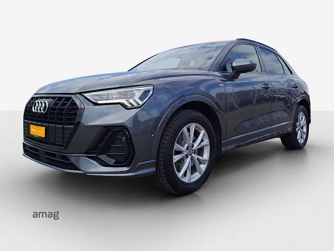 AUDI Q3 40 TFSI S line