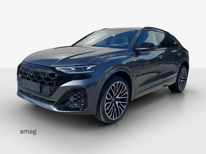 AUDI Q8 SUV TFSI e 290 kW Attraction