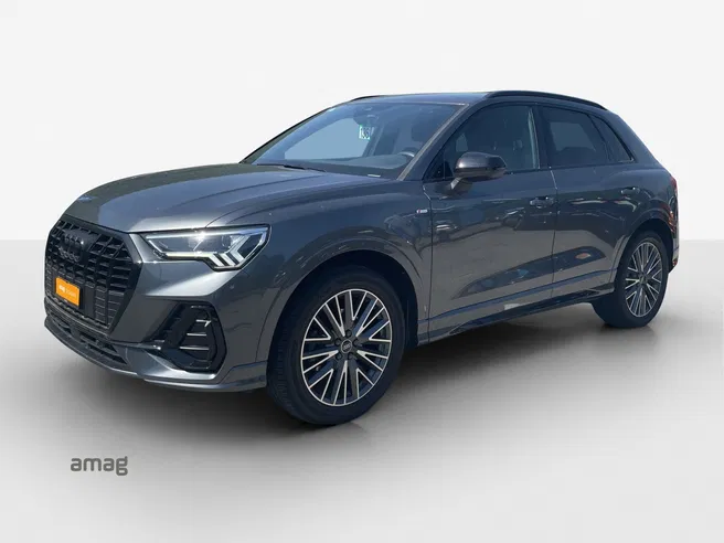 AUDI Q3 35 TFSI S line Attraction