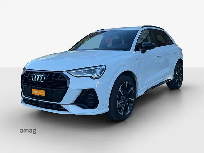 AUDI Q3 35 TFSI S line Attraction