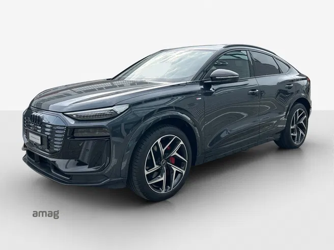 AUDI Q6 SB e-tron quattro