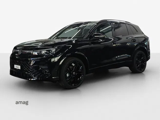 VW Tiguan R-Line
