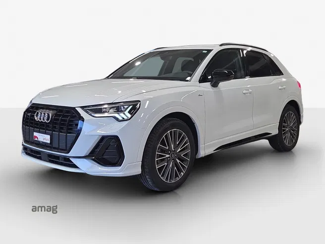 AUDI Q3 40 TFSI S line