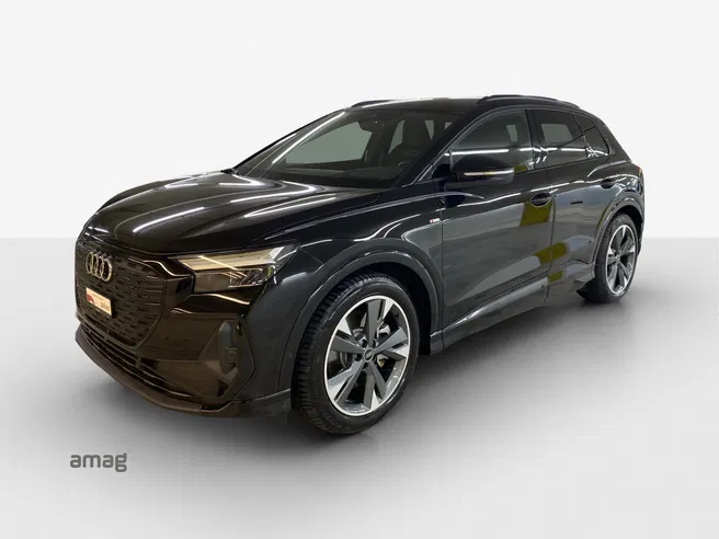 AUDI Q4 45 e-tron quattro