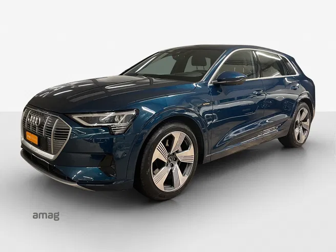AUDI e-tron 50 quattro