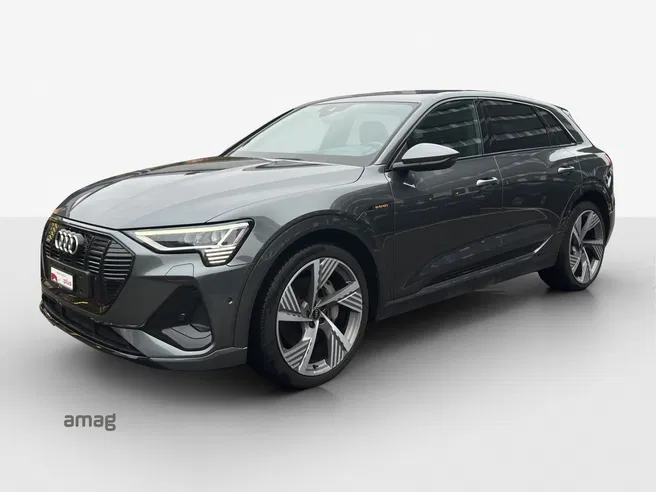 AUDI e-tron 50 quattro