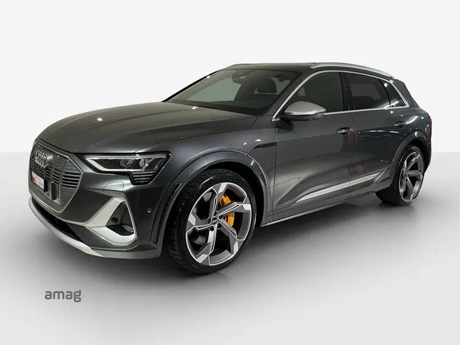 AUDI e-tron S quattro