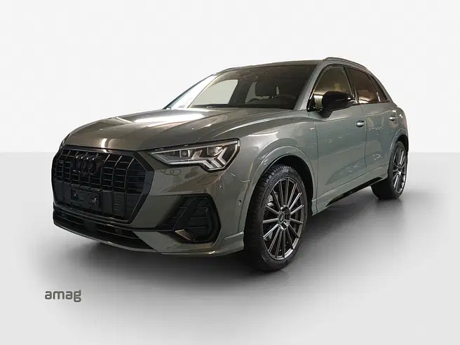 AUDI Q3 45 TFSI S line