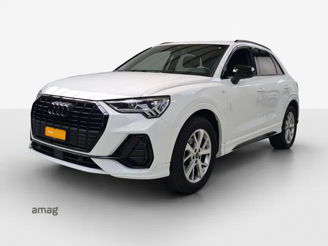 AUDI Q3 35 TFSI S line Attraction