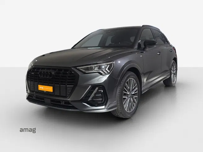 AUDI Q3 40 TFSI S line