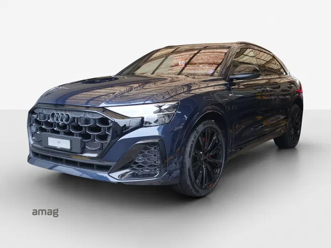 AUDI Q8 SUV TFSI e 290 kW Attraction