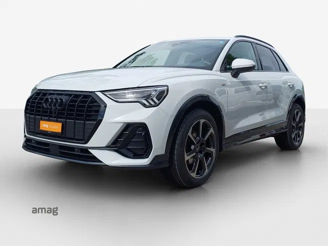 AUDI Q3 35 TFSI S line Attraction