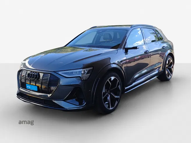 AUDI e-tron S quattro