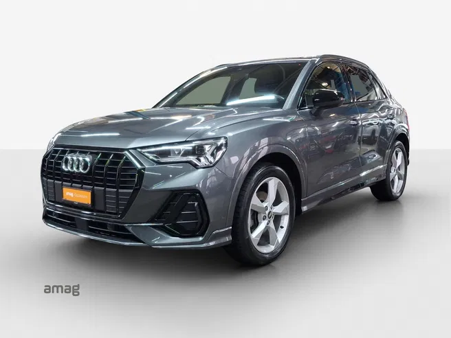 AUDI Q3 35 TFSI S line Attraction