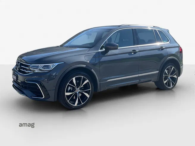 VW Tiguan R-Line