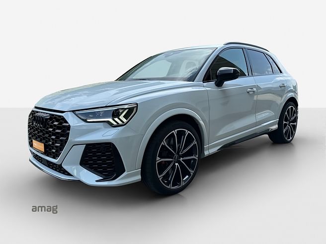 AUDI RS Q3