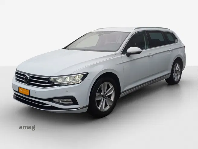 VW Passat Variant Elegance