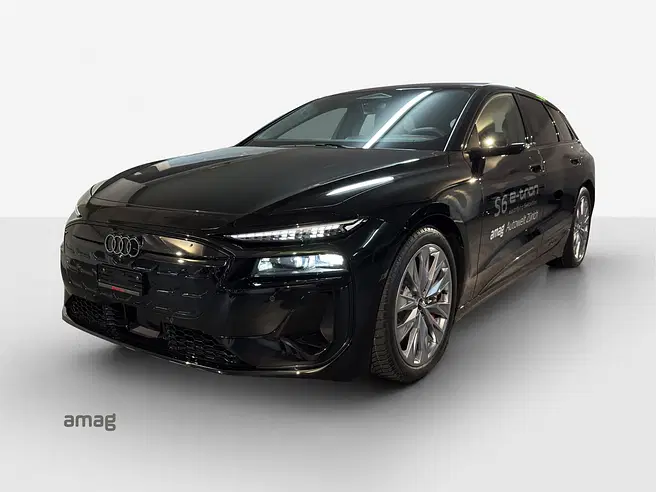 AUDI S6 Avant e-tron