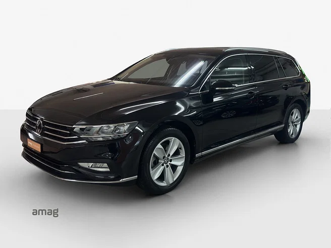 VW Passat Variant Elegance