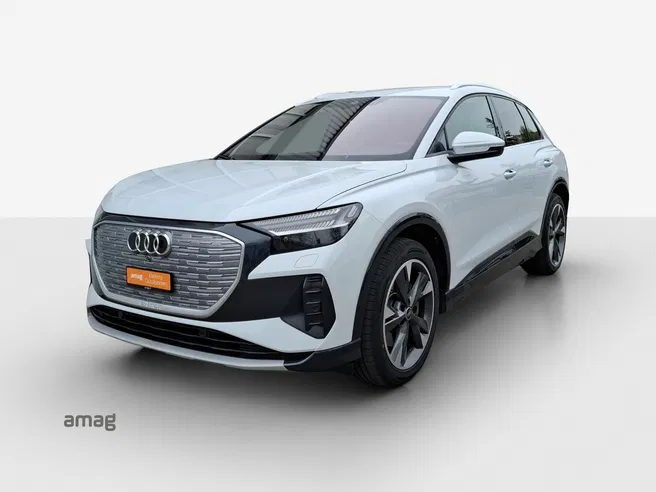 AUDI Q4 55 e-tron quattro