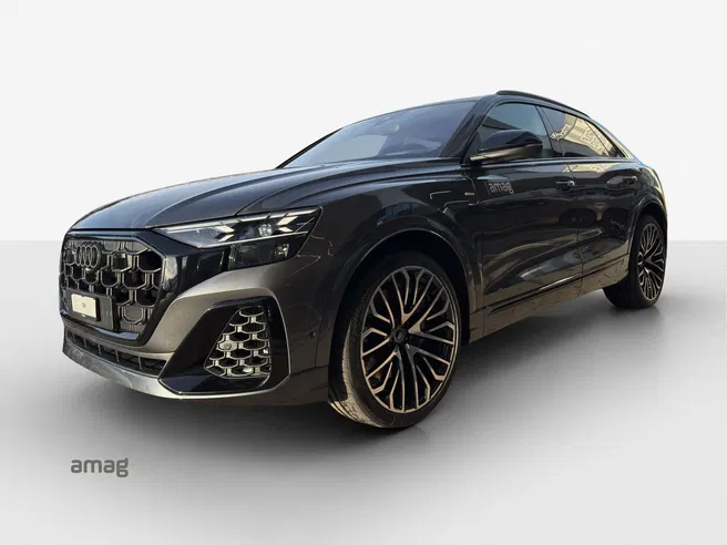 AUDI Q8 SUV TFSI e qu. 290 kW tipt.
