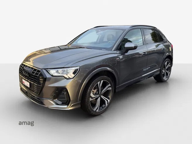 AUDI Q3 45 TFSI e S line