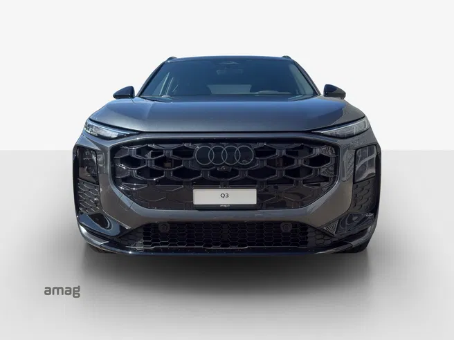 AUDI Q3 SUV TFSI 195 kW