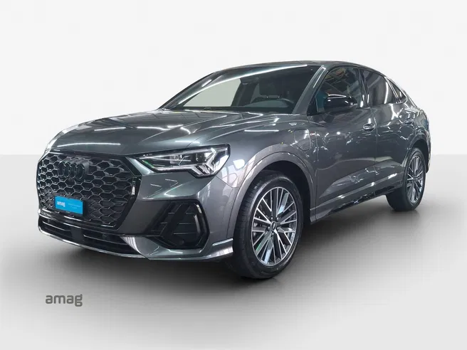 AUDI Q3 Sportback 45 TFSI e S line Attraction