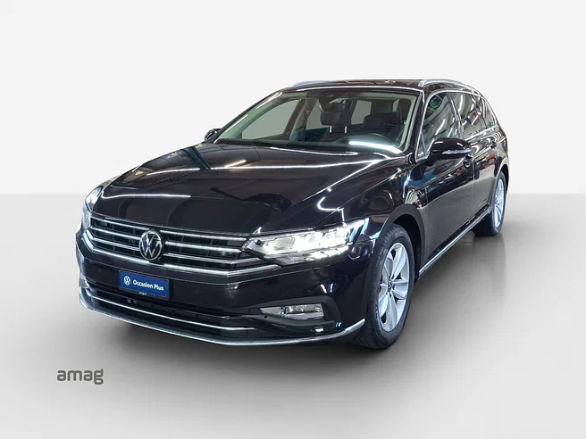 VW Passat Variant Elegance