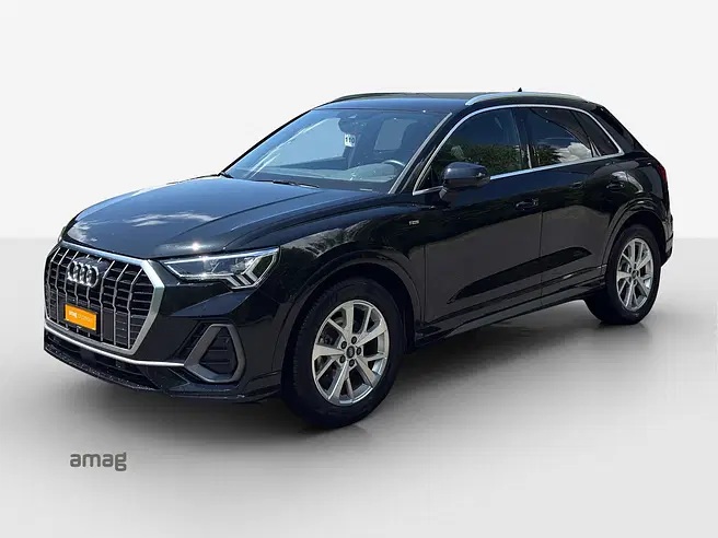 AUDI Q3 35 TFSI S line Attraction