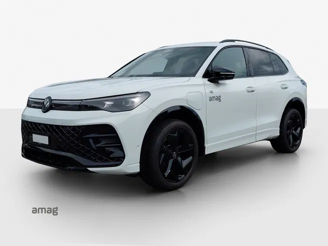 VW Tiguan R-Line