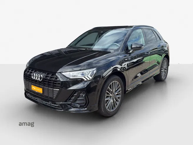 AUDI Q3 40 TFSI S line