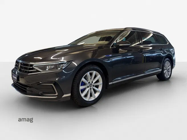 VW Passat Variant GTE