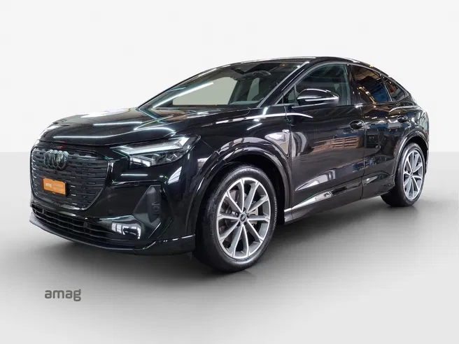AUDI Q4 SB 50 e-tron quattro