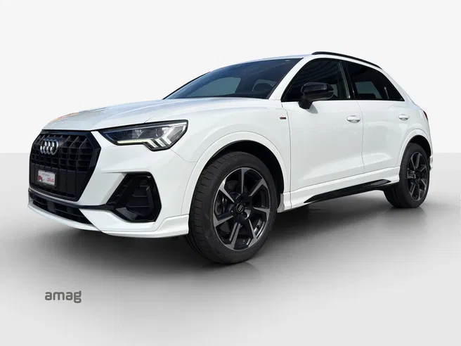 AUDI Q3 40 TDI S line