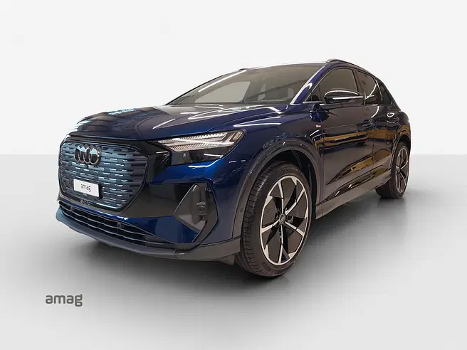 AUDI Q4 55 e-tron quattro