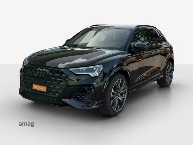 AUDI RS Q3
