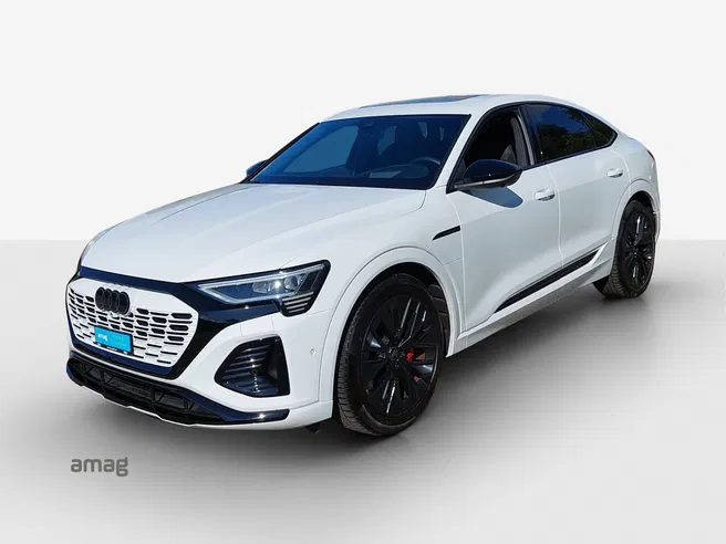 AUDI Q8 Sportback 50 e-tron Black Edition